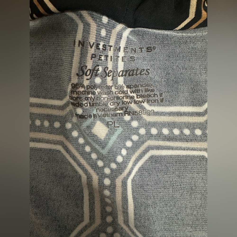 Investments Geometric Pattern Cardigan size PL - Picture 3 of 5